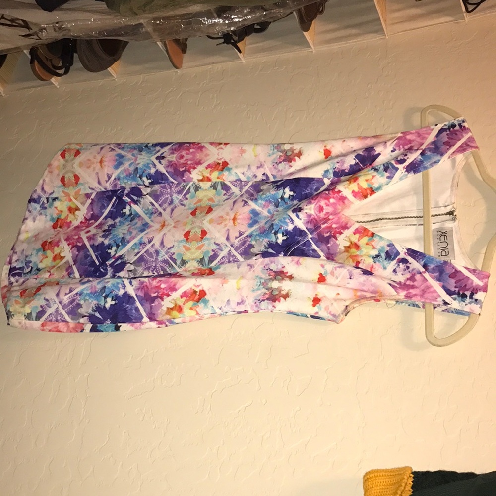 Short Xenia Boutique Dress